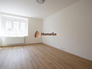 Pronájem bytu 1+kk, Praha - Nusle, Žateckých, 29 m2