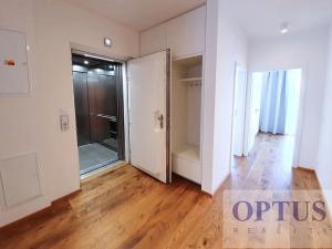 Pronájem bytu 3+kk, Praha - Karlín, Za Karlínským přístavem, 88 m2