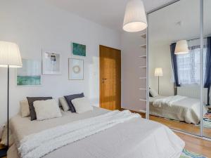Pronájem bytu 3+kk, Praha - Dejvice, Lindleyova, 78 m2