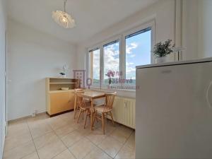 Pronájem bytu 1+1, Jindřichův Hradec, sídliště Vajgar, 42 m2