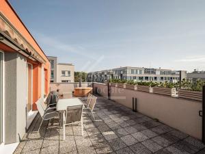 Pronájem bytu 4+kk, Praha - Prosek, Trmická, 103 m2