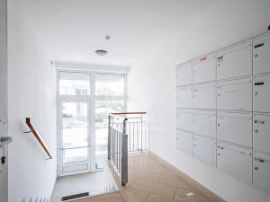 Pronájem bytu 4+kk, Praha - Prosek, Trmická, 103 m2