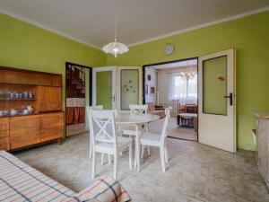 Prodej rodinného domu, Lednice, Mikulovská, 171 m2
