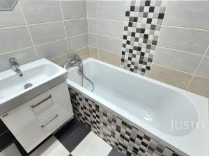 Pronájem bytu 3+1, Písek, K Háječku, 71 m2