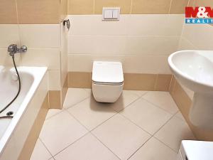 Pronájem bytu 1+kk, Praha, Honzíkova, 34 m2