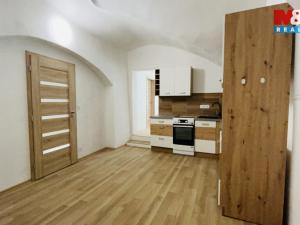 Pronájem bytu 4+kk, Jihlava, Lazebnická, 72 m2