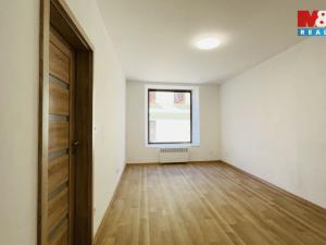 Pronájem bytu 4+kk, Jihlava, Lazebnická, 72 m2