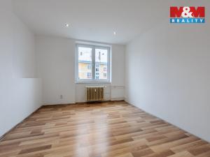 Prodej bytu 4+1, Bukovany, 70 m2