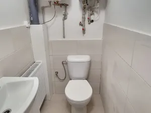 Pronájem skladu, Praha, 462 m2