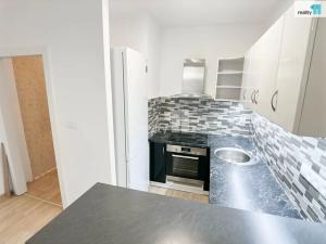 Pronájem bytu 2+kk, Hulín, Družba, 38 m2
