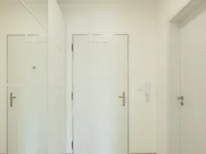 Pronájem bytu 1+kk, Praha - Záběhlice, Klapálkova, 35 m2