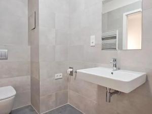 Pronájem bytu 2+kk, Praha - Modřany, Zlochova, 47 m2