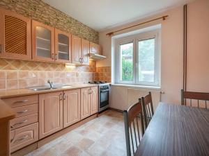 Prodej rodinného domu, Rybitví, Bezručova, 100 m2