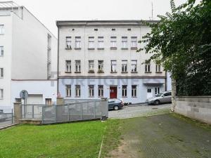 Pronájem bytu 1+kk, Praha - Podolí, U Kublova, 29 m2