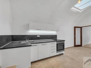 Pronájem bytu 3+1, Lanškroun, nám. J. M. Marků, 91 m2