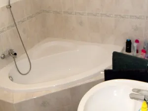Prodej komerční nemovitosti, Hýskov, Prostřední, 350 m2