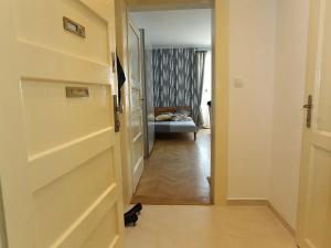 Pronájem bytu 1+kk, Praha - Nusle, U křížku, 27 m2