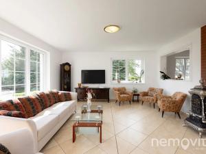 Prodej rodinného domu, Křížkový Újezdec, 412 m2