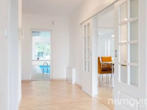 Prodej rodinného domu, Křížkový Újezdec, 412 m2