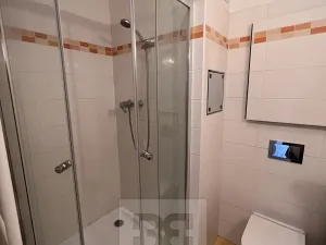 Pronájem bytu 1+kk, Praha - Vysočany, Freyova, 23 m2