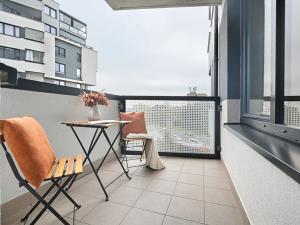 Pronájem bytu 2+kk, Praha - Střížkov, Lovosická, 54 m2