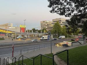 Pronájem bytu 2+kk, Praha - Prosek, Zubrnická, 50 m2