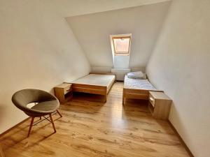 Pronájem bytu 2+1, Teplice, Školní, 60 m2