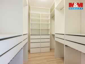 Prodej bytu 3+1, Praha - Dejvice, Na Špitálce, 99 m2