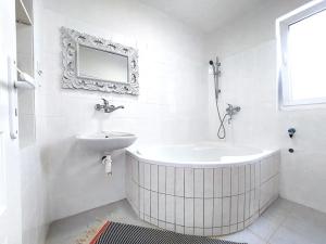 Pronájem bytu 3+1, Slaný, Žižkova, 75 m2