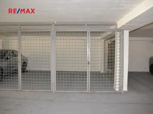 Pronájem garážového stání, Praha - Podolí, Pod Klaudiánkou, 11 m2