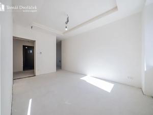 Prodej bytu 2+1, Lomnice, Tišnovská, 43 m2