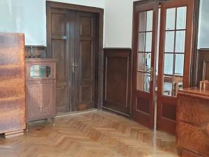 Pronájem bytu 2+1, Teplice, Čs. dobrovolců, 84 m2