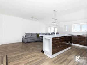 Pronájem bytu 3+kk, Pardubice, Za Pasáží, 103 m2