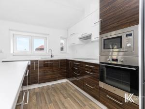 Pronájem bytu 3+kk, Pardubice, Za Pasáží, 103 m2