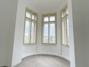 Pronájem bytu 3+1, Praha, Chodská, 102 m2