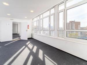 Pronájem kanceláře, Praha - Libeň, Podvinný mlýn, 1000 m2