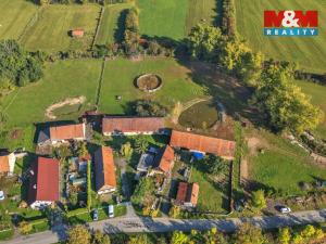 Prodej pozemku pro bydlení, Holice - Roveňsko, 9007 m2