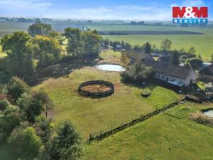 Prodej pozemku pro bydlení, Holice - Roveňsko, 9007 m2
