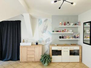 Pronájem obchodního prostoru, Chrudim, Palackého třída, 29 m2