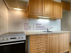 Pronájem bytu 2+1, Jindřichův Hradec, sídliště U Nádraží, 53 m2