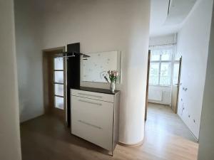 Pronájem bytu 2+1, Praha - Strašnice, Pod strání, 52 m2