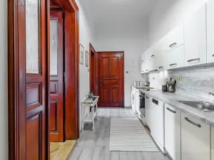 Pronájem bytu 2+1, Praha, Janáčkovo nábřeží, 72 m2