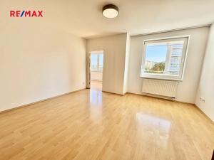 Pronájem bytu 2+kk, Praha - Modřany, Semická, 44 m2