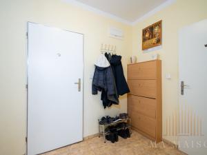 Pronájem bytu 2+kk, Praha - Troja, Hnězdenská, 47 m2
