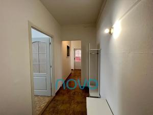 Pronájem bytu 3+1, Praha - Strašnice, Ke Strašnické, 80 m2
