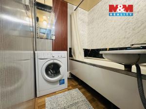 Prodej bytu 2+1, Chomutov, Školní pěšina, 66 m2