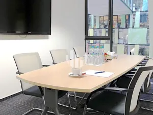 Pronájem kanceláře, Praha - Karlín, Karolinská, 866 m2