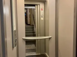 Prodej bytu 2+kk, Praha - Vinohrady, Šrobárova, 49 m2