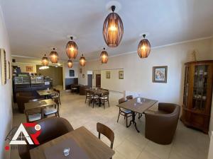 Pronájem komerční nemovitosti, Ivančice, Komenského náměstí, 110 m2