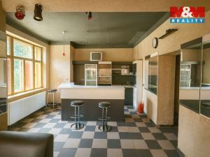 Prodej rodinného domu, České Velenice, Komenského, 650 m2